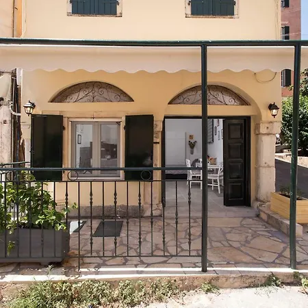 The Four Seasons Apartament